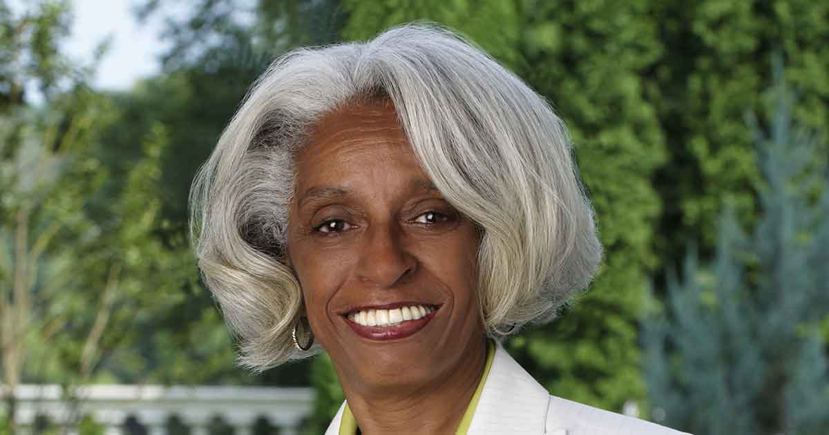 How Barbara Ross-Lee Became a Role Model in Osteopathic Medicine - Future  of Personal Health