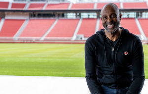 jerry rice-american red cross-red cross-giving blood-blood donations