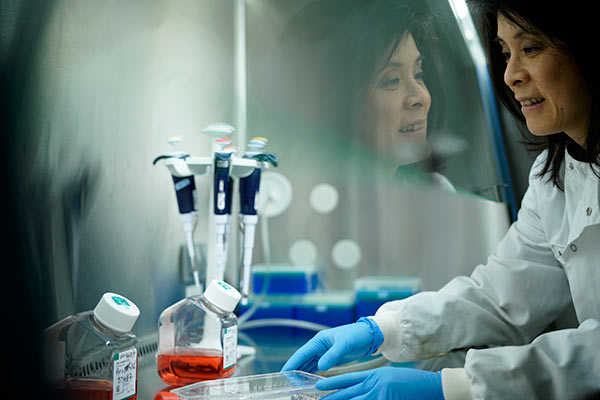 Woman working in a lab