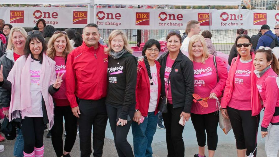 Participants in Run for the Cure 2019 in Vancouver