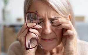 old lady vision loss