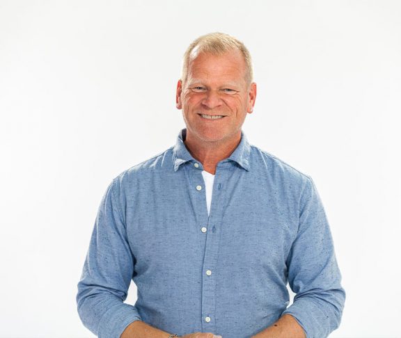 Mike Holmes smiling