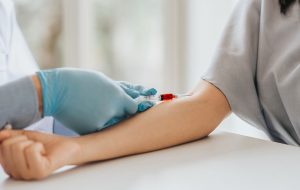 pobieranie-krwi-pacjent
