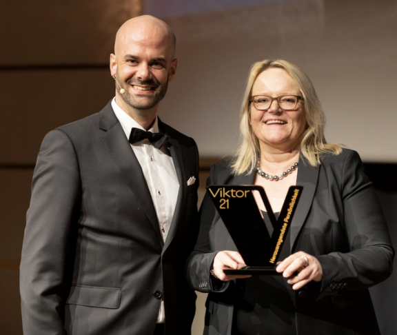 Manuela Stier gewinnt Viktor Award