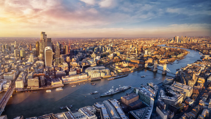 Panoramic sunset view over the skyline of the City of London
